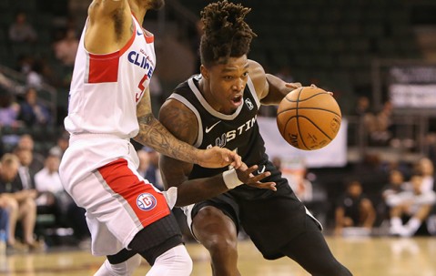 AYX SPORTS-窗口期圣安东尼奥马刺调整名单以备NBA总决赛；临场应变环节打磨；更衣室稳定；球探报告显示潜力的简单介绍